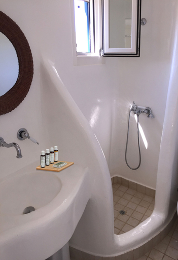 Bathroom 5, Marquise Residence, South Aegean