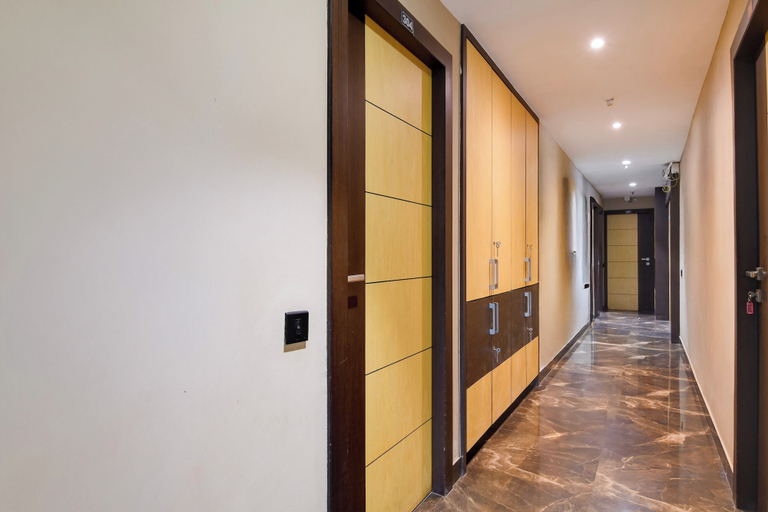 Others 4, Townhouse Newtown DLF, North 24 Parganas