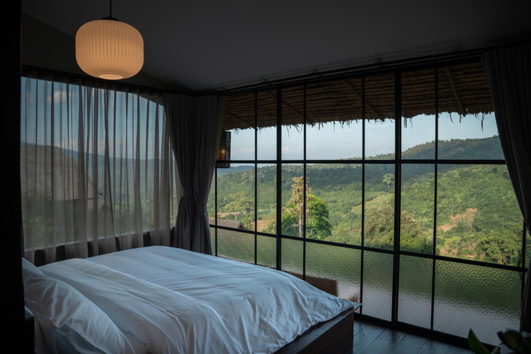 Bedroom 5, Chai Cheevit Maesa, Mae Rim