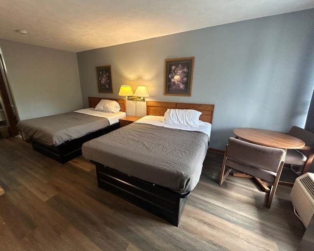 Others 4, Lakeview Inn Branson West Mo, Stone