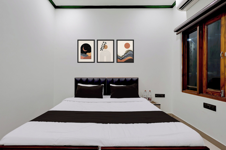 Others 2, Hotel O Essence Inn, Kaushambi