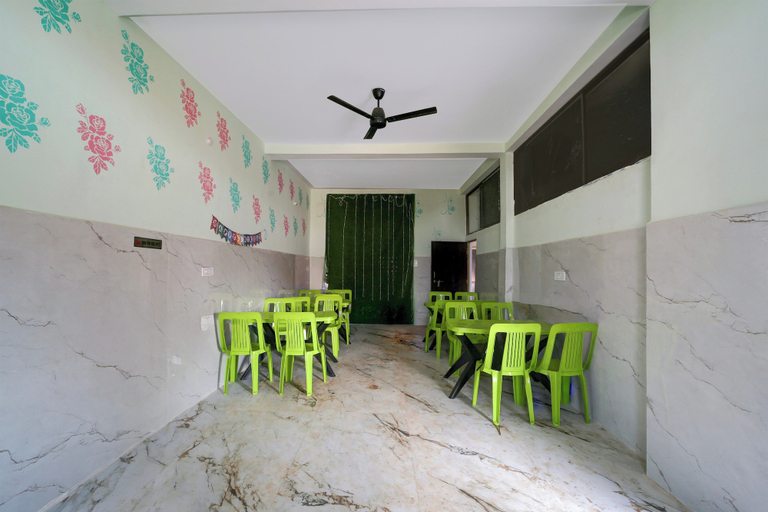 Others 4, Hotel O by OYO Virashat, Katni