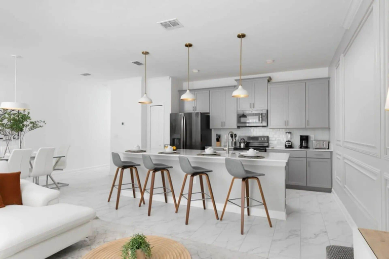 Others 5, Storey Lake 4BR Townhome w/ Private Pool, Osceola