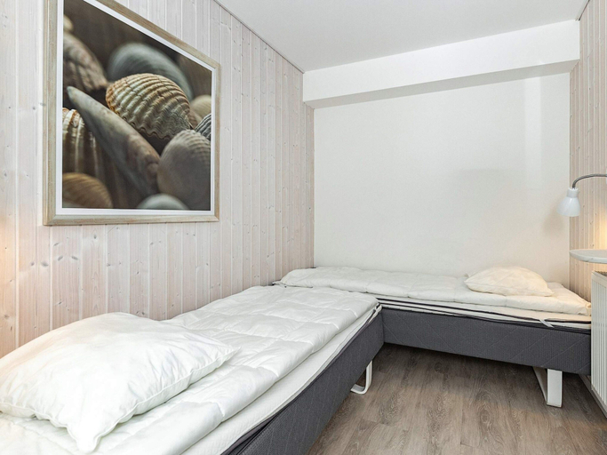 Bedroom 2, Holiday Home in Wendtorf, Plön
