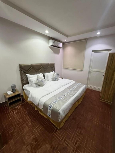 Bedroom 2, quiet rooms 7, Riyadh