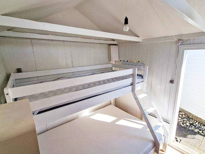 Bedroom 3, 4 Person Holiday Home in Blokhus, Jammerbugt