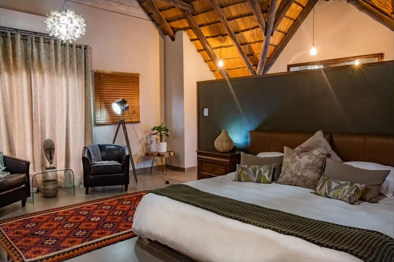 Others 5, Tulani Manor, Mopani