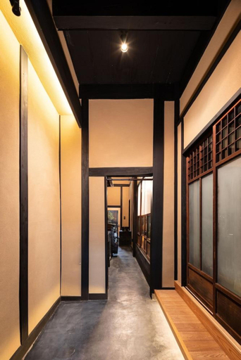 Others 4, Tsumugi Hachijo Minamotocho, Kyoto