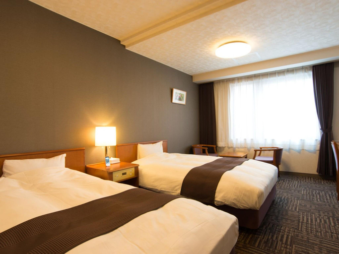 Bedroom 3, Hotel Hachiman, Ōmihachiman