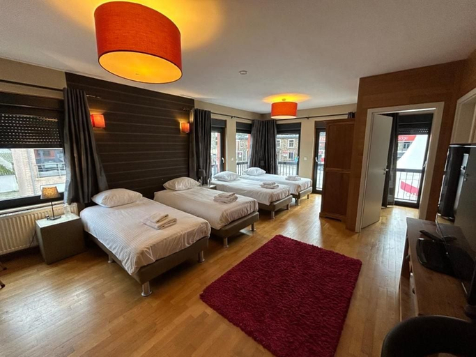 Bedroom 2, Race & Rooms, Liège