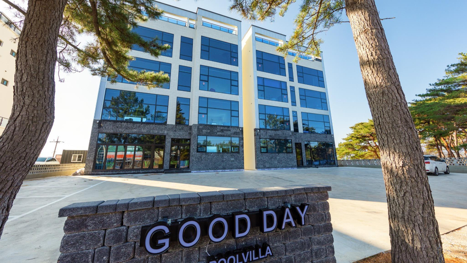 Exterior & Views 5, Gangneung Good Day Poolvilla, Gangneung