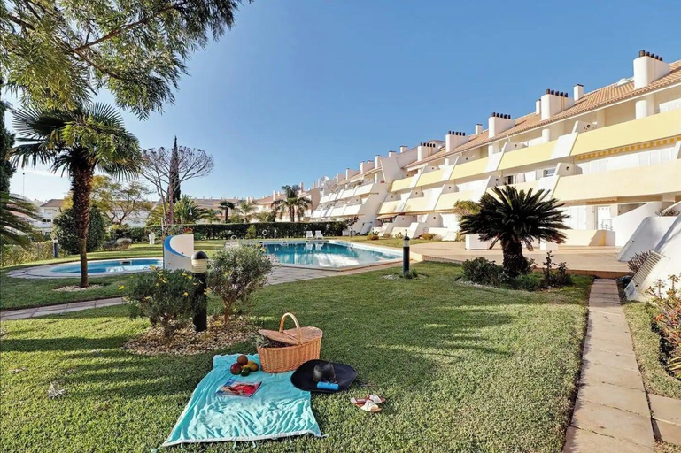 Exterior & Views 2, Marina Family Duplex with Pool, Loulé