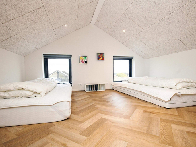 Others 3, 5 Star Holiday Home in Lokken, Jammerbugt