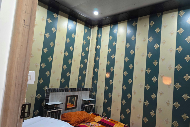 Others 3, HOTEL O AJAY PALACE, Rae Bareli
