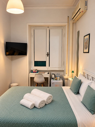 Bedroom 3, Colosseo Rooms, Rome