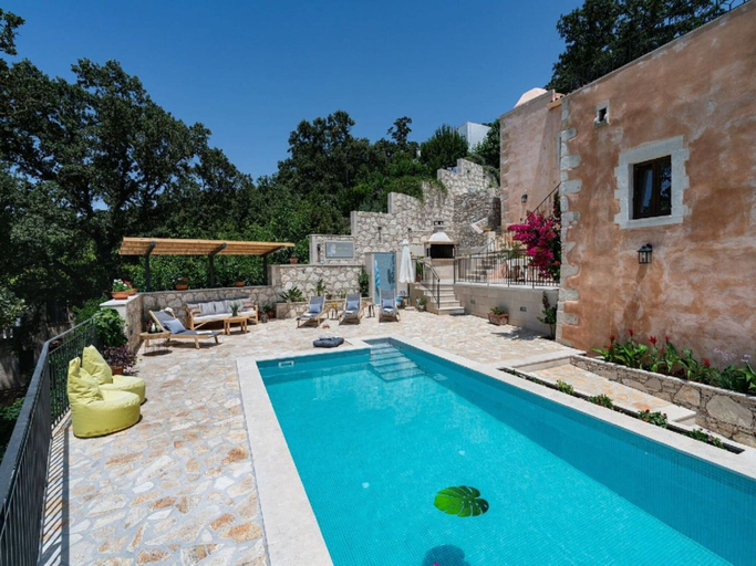 Others 4, 3-bed Armeni Mountain Oasis, Crete
