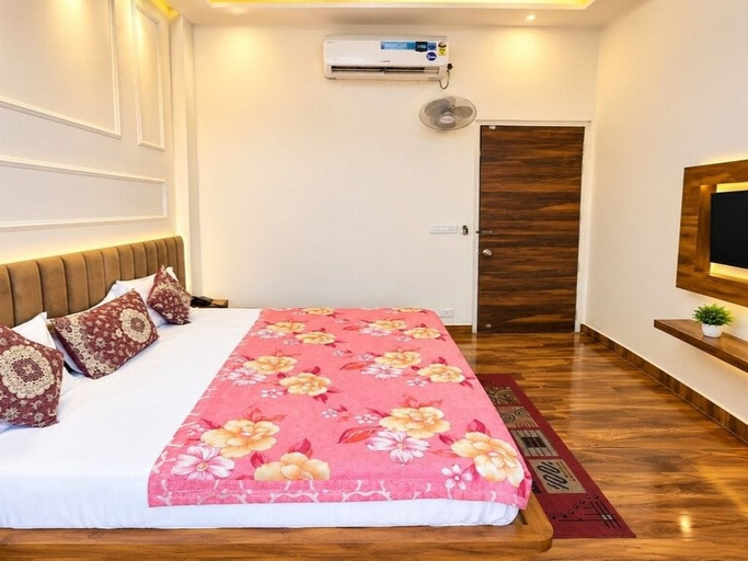 Others 3, Hotel O Lotus divine, Amritsar
