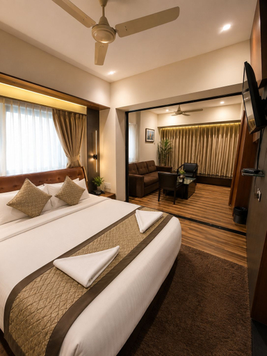 Others 3, The Crown Hotel Lokhandwala Andheri, Mumbai Suburban