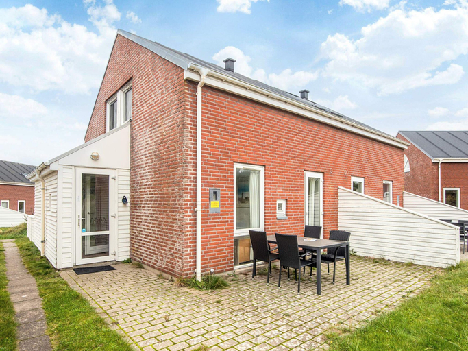 Others 2, 6 Person Holiday Home in Romo, Tønder