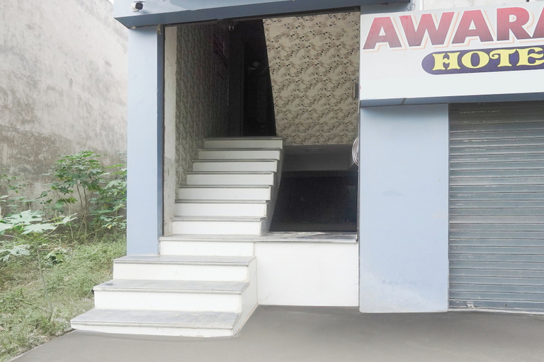 Others 5, Hotel O Awara Grand Palace, Pratapgarh