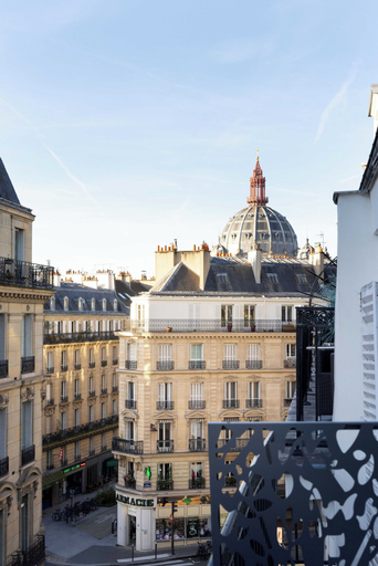 Others 5, Refined Studio With Balcony - 2P - Saint Lazare, Paris