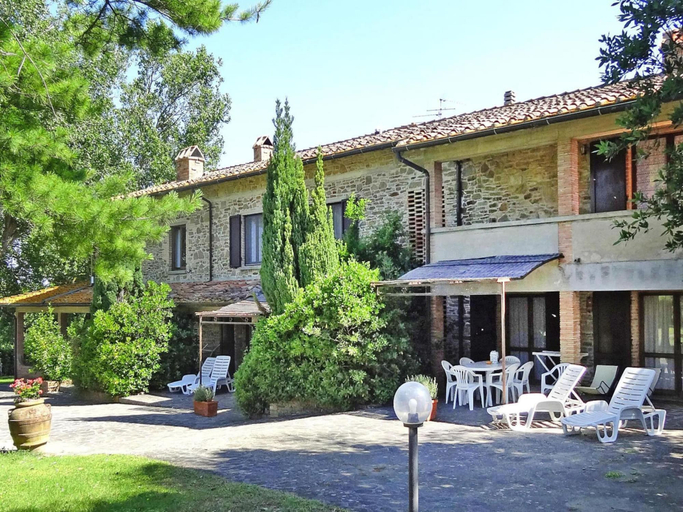 Others 2, Villa in Montaione With Pool & Wine Tasting, Florence