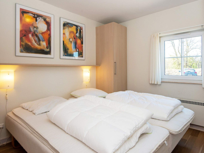 Bedroom 2, 5 Star Holiday Home in Romo, Tønder