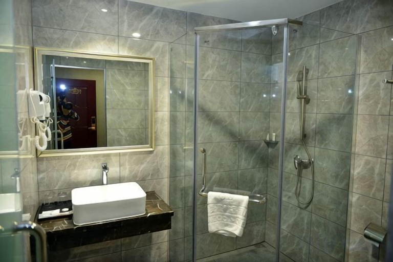 Bathroom 4, Sherlock Apartment (Riyuebei Theater), Zhuhai