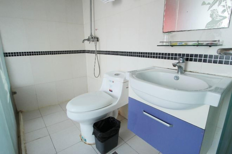 Bathroom 4, Shanghai Longna Business Hotel, Shanghai