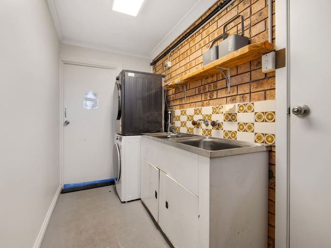 Others 3, Skyes Beach House Upstairs Shared Amenities, Eurobodalla