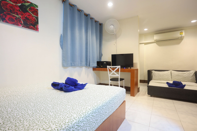 Bedroom 3, Walking Street Guest House, Pattaya