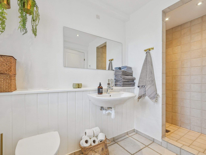 Others 4, 4 Star Holiday Home in Blokhus, Jammerbugt