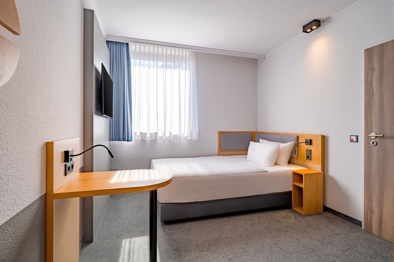 Bedroom 3, Spark by Hilton Wuppertal City Centre, Wuppertal