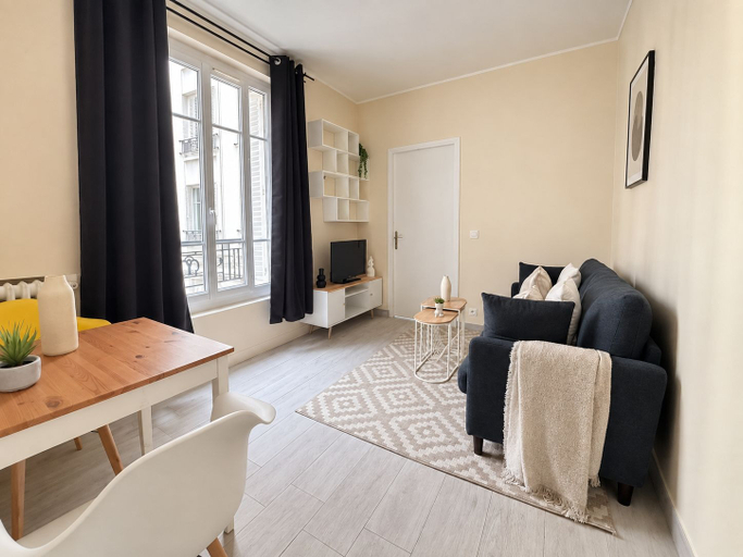 Others 3, Elegant Appartement 2 Pieces au 16e, Paris