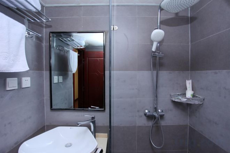 Bathroom 4, Lianyungang Green Apple Hotel Apartment, Lianyungang