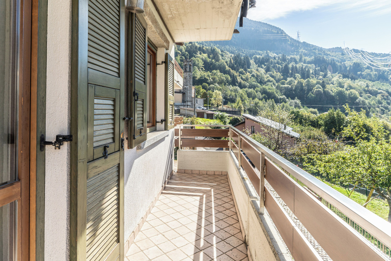 Others 5, Casa Perla, Brescia