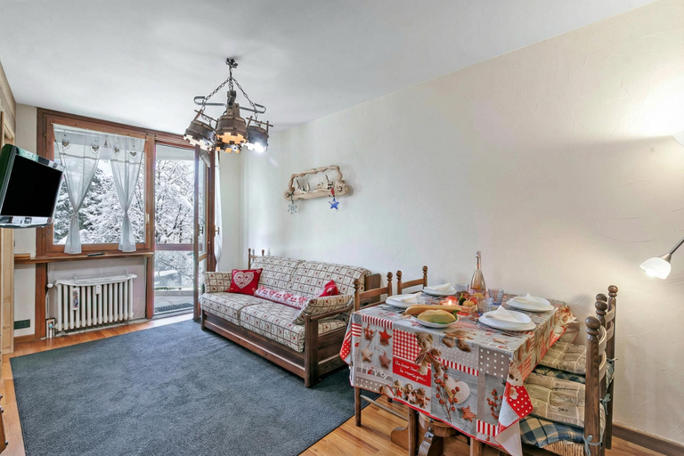 Bedroom 4, Appartamento Fiocco di Neve w/ View Balcony, Torino