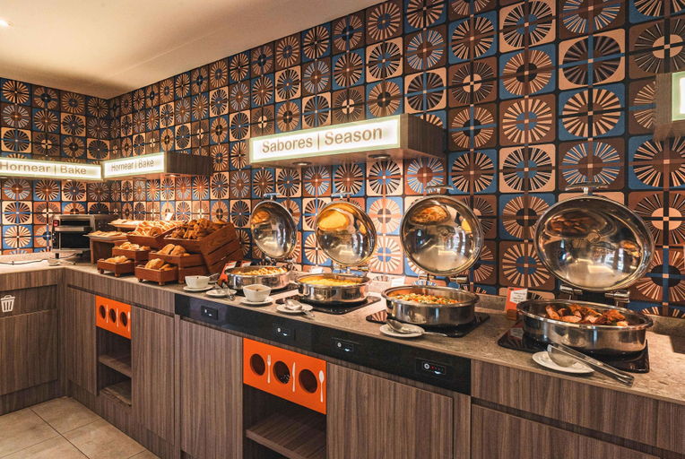 Food & Drinks 5, Hampton By Hilton Cusco, Cusco