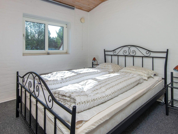 Others 3, 4 Star Holiday Home in Romo, Tønder