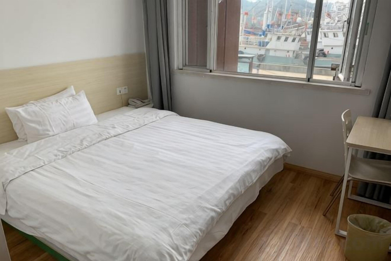 Bedroom 3, Haitian Hotel (Zhoushan Shenjia Branch), Zhoushan