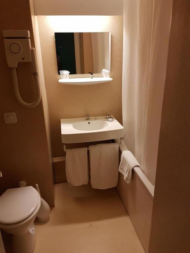 Bathroom 5, Hotel la Tour Romaine, Bas-Rhin