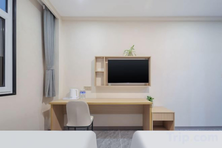 Bedroom 3, City 118 Express Hotel (Penglai Scenic Area Bathing Beach Branch), Yantai