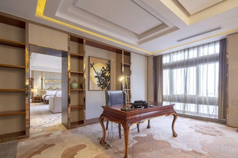 Others 3, Royal Hotel (Chongqing Liangjiang), Shenzhen