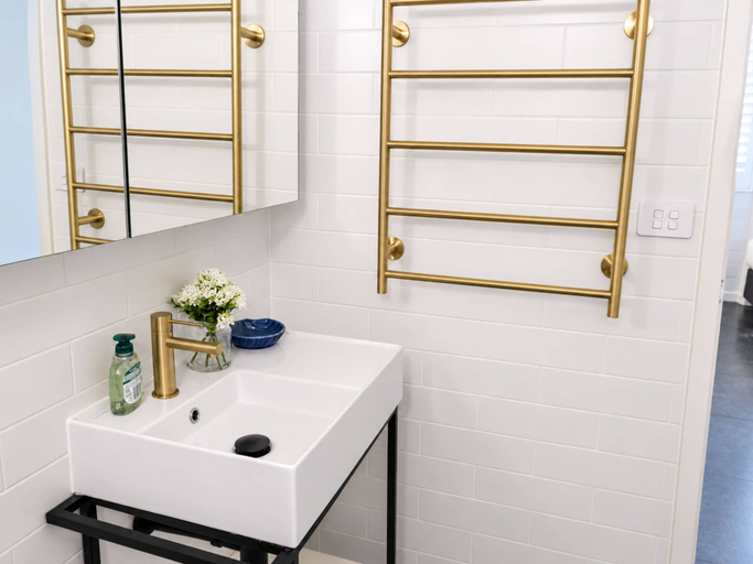Bathroom 3, Readyset Apartments on Little Bourke, Melbourne