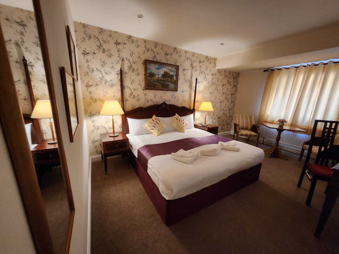 Bedroom 2, The Rose and Crown Hotel, Cambridgeshire