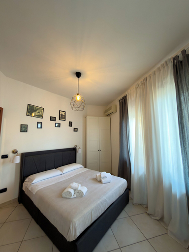 Bedroom 4, B & B 30 mt dal duomo, Benevento