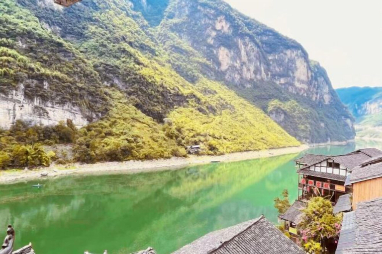 Others 3, Dongshi Inn, Chongqing