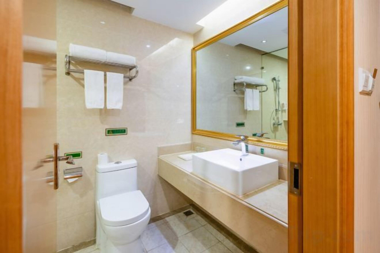 Bathroom, Vienna International Hotel (Changsha Wanjiali Gaoqiao Market), Changsha