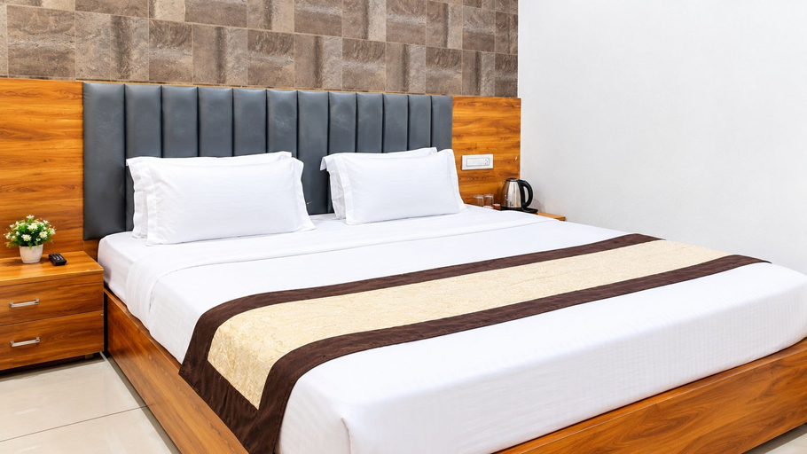 Others 2, Hotel Royal Maple, Ludhiana