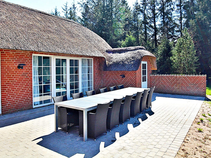 Others 4, 12 Person Holiday Home in Ulfborg, Holstebro